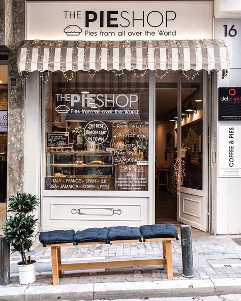 Old Fashioned Bakery Shop, Pie Bakery Shop, Aesthetic Pastry Shop, Small Pastry Shop Design, Vintage Bakery Shop, Tiny Bakery Shop Design, Pie Shop Interior, Bakery Front Design, Pie Shop Aesthetic