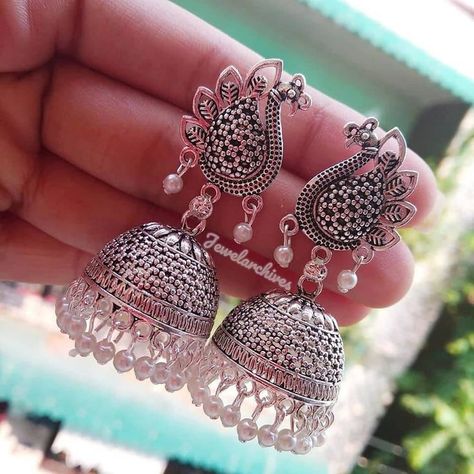 Oxidized Jewellery, Silver Bridal Jewellery, Silver Jewelry Accessories, Indian Jewelry Earrings, Antique Jewellery Designs, Antique Silver Jewelry, Silver Jewellery Indian, Antique Jewelry Indian, Indian Jewellery Design Earrings