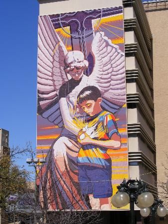 Spirit of Healing Mural, San Antonio Christus Santa Rosa Children's Hospital Hispanic Artists, Wall Street Art, Street Wall Art, Graffiti Artwork, Best Street Art, Amazing Street Art, 3d Street Art, Graffiti Murals, Murals Street Art