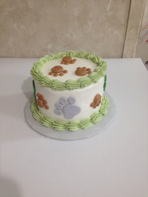 Puppy paw print Birthday smash cake Dog 1st Birthday Cake, Birthday Cake For Dogs Design, Dog Cake Design Ideas Simple, Puppy Sheet Cake, Cake Designs For Dogs, Dog Cake Ideas For Birthday, Puppy Smash Cake 1st Birthdays, Puppy Smash Cake, Pawprint Cake