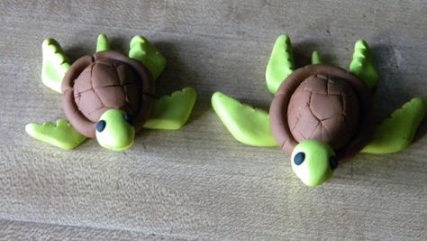 How to make a clay turtle By Jade Hassenplug Polymer Clay Turtle, Clay Turtle, Gifts To Friends, Clay Crafts For Kids, Sculpey Clay, Clay Crafts Air Dry, Polymer Clay Animals, Things To Make, Clay Animals