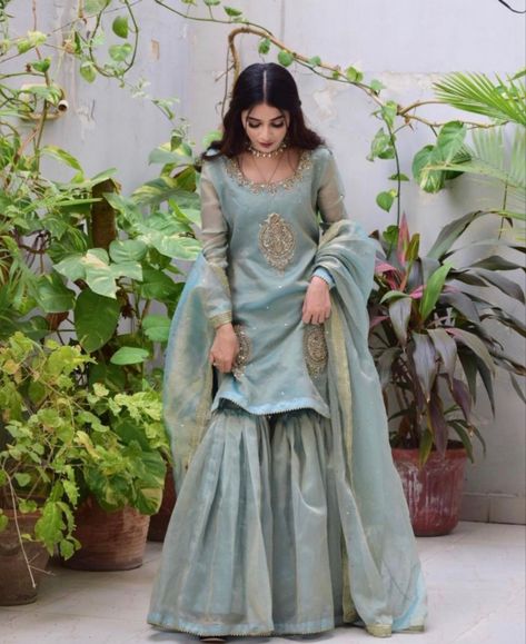 Blue Garara, Pakistani Wedding Outfits, Stylish Short Dresses, Pakistani Fancy Dresses, Pakistani Dresses Casual, Pakistani Fashion Party Wear, Beautiful Pakistani Dresses, Pakistani Bridal Dresses, Simple Pakistani Dresses