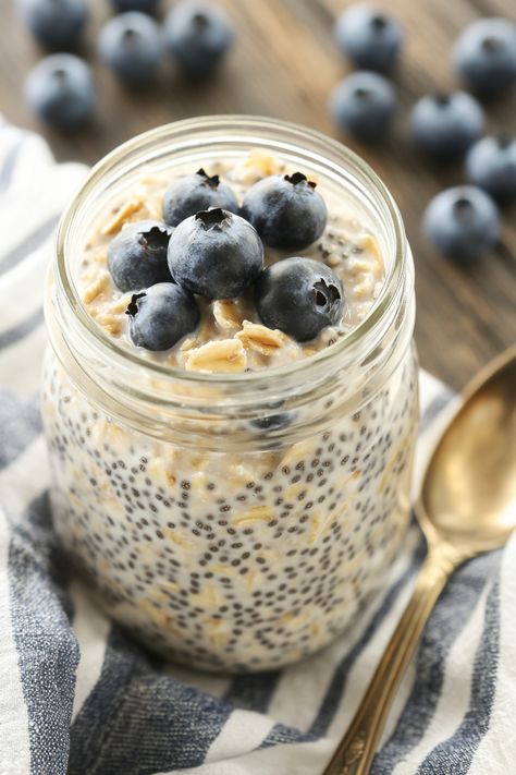 Explore these delicious overnight oats recipes perfect for breastfeeding moms! These nutrient-packed and easy-to-make meals are great for busy mornings. Incorporating ingredients like oats, chia seeds, flaxseeds, and fruits can support lactation and provide you with sustained energy throughout the day. Whether you prefer chocolate, berry, or classic flavors, there’s a recipe here to satisfy your taste buds and fulfill your nutritional needs. Meals For Breastfeeding Moms Easy, Creamy Overnight Oats, Delicious Overnight Oats, Healthy Overnight Oats, Overnight Oats Recipes, Overnight Oats Healthy, Milk Alternatives, Overnight Oats Recipe, Oats Recipes