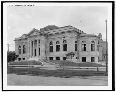 Historic Library, New Orleans History, Lafayette Square, Masonic Temple, New Orleans Homes, Grand Staircase, Saint Charles, Old Building, Iconic Landmarks