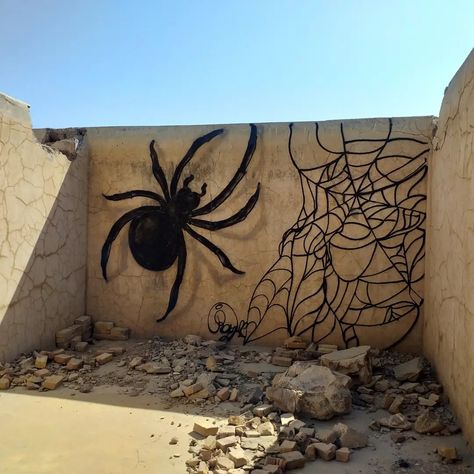 Goth Graffiti Art, Nyc Graffiti Mop, Spider Graffiti, Scary Graffiti, Horror Graffiti, Graffiti Shadow, Gothic Graffiti, Goth Graffiti, Halloween Graffiti