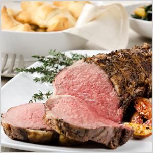 Staying in tonight? We've got you covered with romantic movie and food pairings that are perfect for date night. Beef Fillet Recipes, Perfect Beef Tenderloin, Boneless Prime Rib Roast, Christmas Beef, Fillet Recipes, Wraps Recipes, Beef Tenderloin Recipes, Ribeye Roast, Beef Tenderloin Roast