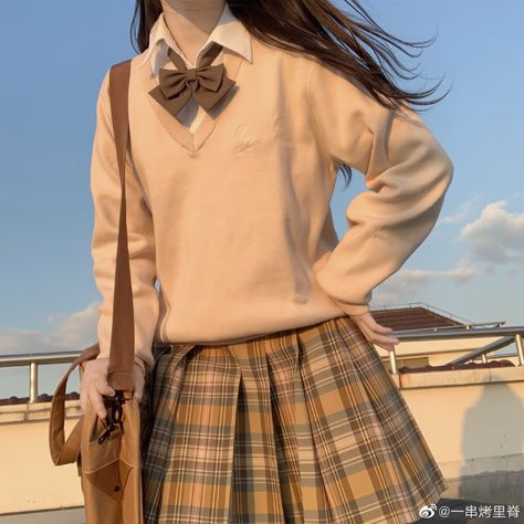 Korean Aesthetic Uniform, Schoolcore Outfit, Kawaii Uniform School, Kawaii Beige Bag For Students, Brown Uniform School, Brown School Uniform, Brown Uniform, Japanese School Outfits Kawaii Fashion Girl, School Uniform Fashion