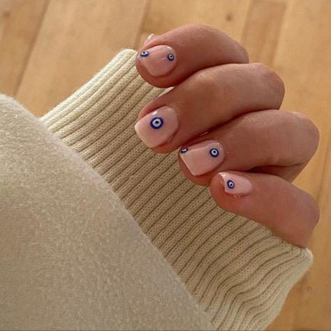 Evil eye nails, biab evil eyes, short nails, autumn nails, biab nail inspo, short nail inspiration Holiday Biab Nails Short, Biab Short Nails Ideas, Biab Nail Inspiration Short, Short Natural Nails Designs, Biab Nails Short, Short Biab Nail Designs, Short Nails Autumn, Biab Nails Inspiration, Short Biab Nails