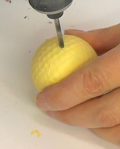 Golf ball craft! Repurpose a golf ball and turn it into a butterfly for spring! #golfball #repurpose #butterfly #spring #crafts #diy Diy Golf Ball Crafts, Flowers Made From Golf Balls And Screws, Crafts With Golf Balls, Crafts Using Golf Balls, Upcycle Golf Balls, Spring Crafts Diy, Golf Ball Ants, Diy Golf, Ball Craft