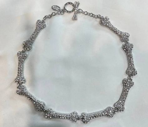 Wishlist - Vivienne Westwood Bones Choker Vivienne Westwood Choker, Bone Choker, Vivienne Westwood Bags, Bones Bracelet, Bone Necklace, Diamond Bar, Stacked Jewelry, Jewelry Inspo, Pretty Jewellery