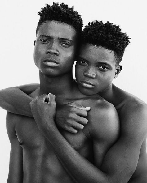 Black and white portrait of identical twin brothers in South Africa taken by photographer Romy Maxime South Africa Photography, Berlin Museum, Africa Photography, Dark Skin Men, Mary Oliver, Best Portraits, Black Artwork, Boy Poses, Contemporary Photography