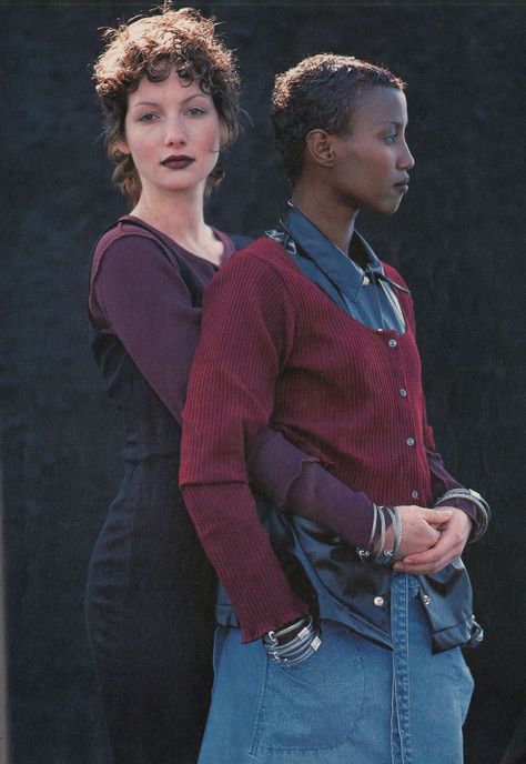 Queer Reference Photo, Sapphic Pose Reference, 90s Lesbian Fashion, Dyke Art, Sassy Poses Reference, Dyke Aesthetic, 1993 Fashion, Sassy Pose, Dyke Fashion