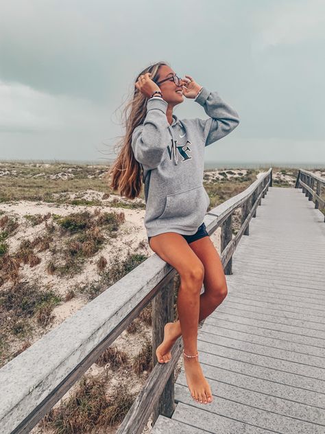 Cloudy Beach Photoshoot, Cloudy Beach, Beach Pics, Beach Photoshoot, Photography Inspo, The Bridge, Beach Pictures, Bridge, Photography