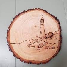 Lighthouse Scenery, Beginner Wood Burning, Pyrography Designs, Wood Burning Patterns Stencil, Wood Burning Techniques, Easy Crafts To Sell, Wood Burn Designs, Stone Art Painting, Woodburning Projects