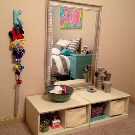 Ikea / Pinterest inspired Tween hair / makeup station. Keep the clutter out of the bathroom :) www.befreetees.com Makeup Floor Station, Floor Mirror Makeup Station, Floor Makeup Area, Floor Vanity Ideas Bedroom, Floor Makeup Station, Floor Vanity, Vanity Inspiration, Diy Vanity, Cute Bedroom Ideas