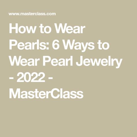 Styling Pearls, How To Wear Pearls Casual, What To Wear With Pearls, How To Style Pearls, How To Wear Pearls, Wearing Pearls, Layered Pearl Necklace, Wear Pearls, Pearl Choker