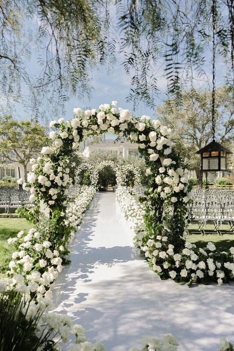 Dream Wedding Reception, Dream Wedding Decorations, White Wedding Theme, Wedding Planning Decor, Dream Wedding Venues, Wedding Venue Decorations, Santa Barbara Wedding, Outdoor Wedding Decorations, Outside Wedding