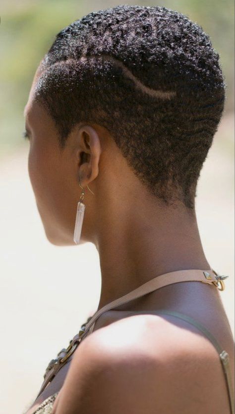 Short Natural Black Hair, African Hair Cut, Black Hair Hairstyles, Short Black Natural Hairstyles, Short Natural Haircuts, Short Shaved Hairstyles, Hairstyles Natural Hair, Natural Black Hair, Shaved Hair Designs