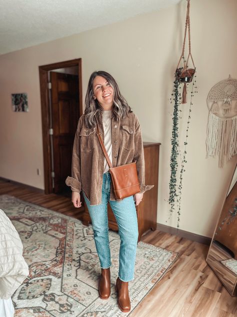 Brown Shirt Jacket Outfit, Beige Corduroy Jacket Outfit, Tan Corduroy Jacket Outfit, Brown Shacket Outfit, Corduroy Shacket Outfit, Brown Heeled Boots Outfit, Shaket Jacket Outfit, Heeled Boots Outfit, Boots Outfit Brown