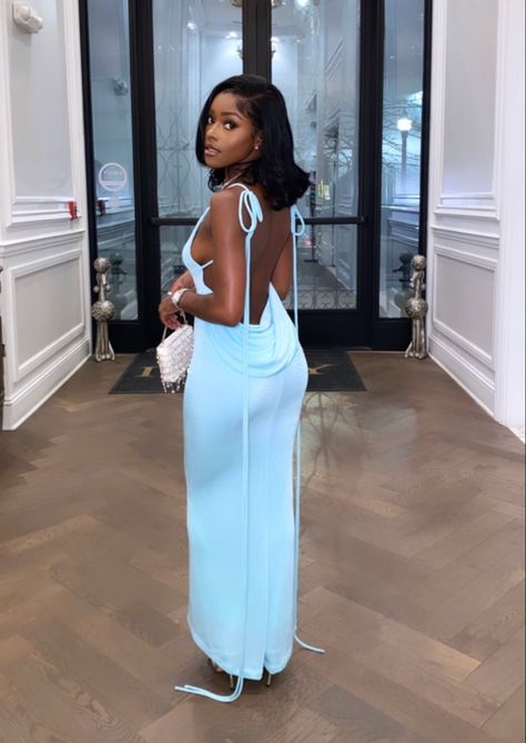 Birthday Looks Outfit Classy, Date Night Dress Classy, Elegant Birthday Outfit Classy, Prom Outfits, Backless Maxi Dresses, Black Women Fashion, Glam Dresses, Cute Simple Outfits, Beauty Bar