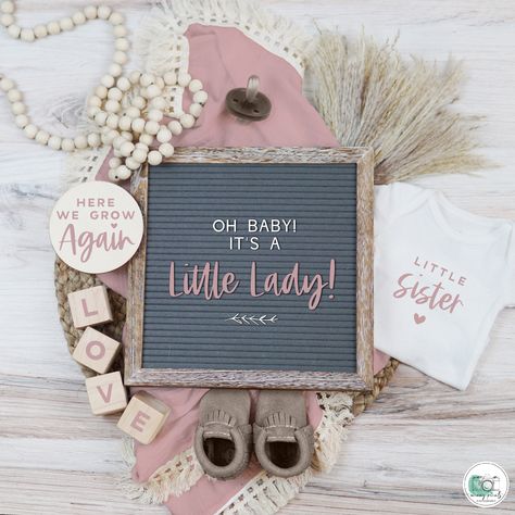 Editable version of this design: https://www.etsy.com/listing/1267601172/ CONGRATULATIONS! I am extremely honored to play a small part in your exciting news for your little girl who is on the way! This digital, editable pregnancy announcement template is a fun and creative way to share the news with all your friends and family. Share this digital pregnancy announcement within minutes after purchase and post it on your social media accounts, text, or send a card to all your loved ones. INCLUDED W Vom Avea Un Copil, Boho Blush Pink, Editable Pregnancy Announcement, Pregnant With Boy, It's A Boy Announcement, Pregnancy Announcement Template, Cute Pregnancy Announcement, Baby Announcement Pictures