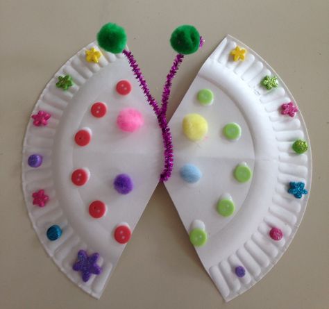 Paper Plate Butterfly, Paper Flower Ideas, Plate Crafts For Kids, Paper Flowers Easy, Make Your Home Look Expensive, Spring Arts And Crafts, Spring Crafts Preschool, Diy Paper Flowers, Paper Plate Crafts For Kids