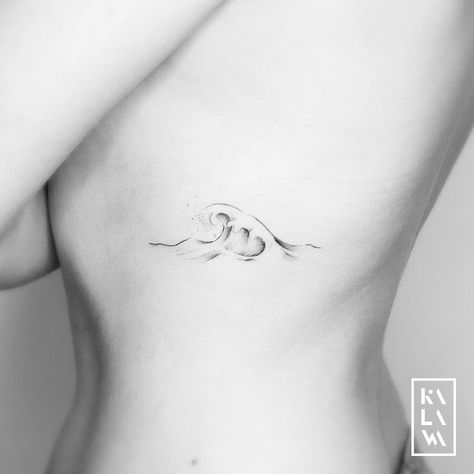 Tattoo Sea, Coordinates Tattoo, Minimalistic Tattoo Ideas, Sun And Moon Tattoo, Minimalistic Tattoo, Ankle Tattoos For Women, Single Line Tattoo, Sea Tattoo, C Tattoo