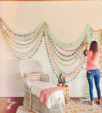 Photobooth Ideas, Pom Pom Garland, Party Inspiration, Handmade Home Decor, Diy Party, Handmade Home, Girl's Room, Paper Crafting, Party Planning