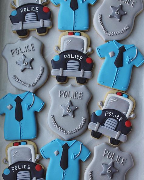 Police Graduation Cookies, Police Badge Cookies Decorated, Police Decorated Cookies, Police Car Cookies, Police Badge Cookies, Police Cookies Decorated, Police Graduation Cake, Firefighter Cookies, Police Cookies