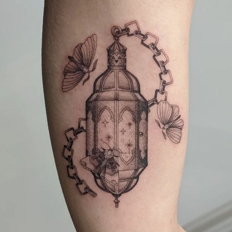 Traditional Lamp Tattoo, Moth To Light Tattoo, Lantern Moth Tattoo, Moth Lamp Tattoo, Witch Moth Tattoo, Moth And Lantern Tattoo, Lantern Tattoo Ideas, Spicy Tattoo, Moth And Lamp Tattoo