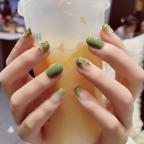 2020 New Avocado Color Nail Art  #2020 #Avocado #Color #Nail_Art Short Valentines Nails, Barbie Inspired Nails, Nail Designs Short, Express Nails, Nail Kits, Short Press On Nails, February Nails, Nails Winter, Fake Nails With Glue