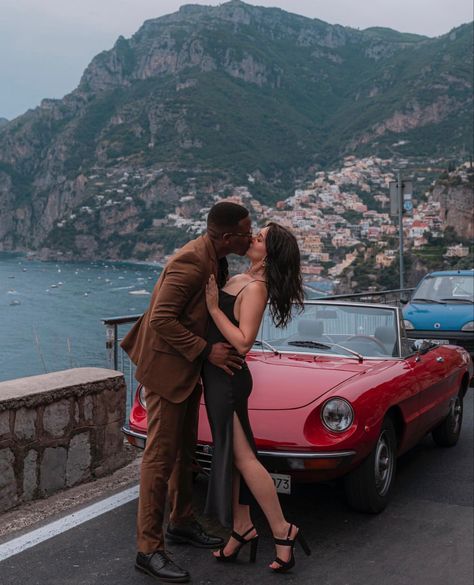 Positano Engagement Photos, Italy Proposal Amalfi Coast, Italy Proposal Aesthetic, Italian Couple Photoshoot, Proposal Ideas Italy, Proposal Europe, Italy Wedding Photoshoot, Capetown Photoshoot, Europe Proposal