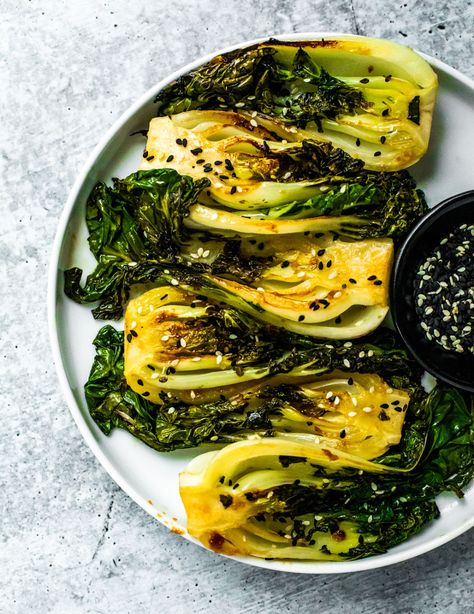 Sesame Ginger Seared Baby Bok Choy #bokchoy #babybokchoy #sides #sidedish #sesame #ginger #asian Ginger Asian, Koreansk Mad, Braised Tofu, Thyme Recipes, Carlsbad Cravings, Asian Vegetables, Sesame Ginger, Tofu Recipe, Drink Inspiration