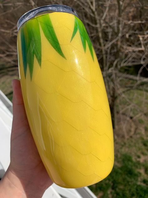 This is the perfect tumbler for summer! The details are awesome🍍 Pineapple Tumbler, Custom Tumbler Cups, Cup Art, Custom Tumbler, Custom Tumblers, Tumbler Cups, The Details, Pineapple, Mango