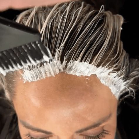 TikTok's Viral Scandinavian HairlineIs Actually Not NewBehindthechair.com Scandinavian Hairline Highlights, Blonde Hair Scandi Hairline, Hair Highlight Techniques, Blonde Highlights 2023 Trends, Scandinavian Hairline Trend, Scandinavian Hair Color, Scandi Highlights, Scandanavian Hair Line, Hair Toning Before And After