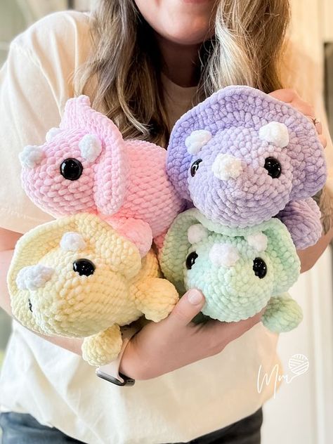 Crochet stuffed animals Triceratops Crochet Pattern Free, Crochet Plushies Pattern Free, Easy Crochet Toys, Triceratops Crochet Pattern, Free Crochet Toy Patterns, Plushies Pattern, Toys Quotes, Crochet Triceratops, Doll Amigurumi Free Pattern