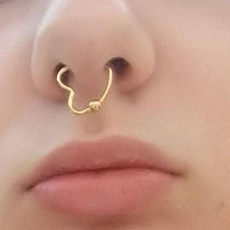 The Bling Ring, Cute Piercings, Septum Piercing, Bling Rings, Piercing Tattoo, Body Mods, Nose Piercing, Piercing Jewelry, Nostril Hoop Ring