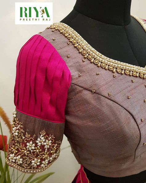 A_Blouse_Array on Instagram: “Pleated Sleeves 😍 . Designer Blouse Ideas! . Designer @riya.preethi_designer . Follow @a_blouse_array for your daily dose of blouse…” Designer Blouse Ideas, Ikat Skirt, Elegant Crop Top, Wedding Saree Blouse, Saree Blouse Neck Designs, Wedding Saree Blouse Designs, Cutwork Blouse Designs, Sari Blouse Designs, Wedding Blouse Designs