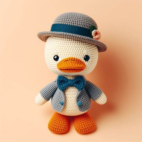 Duck Amigurumi, Crochet Duck, Crochet Heart, Crochet Art, Crochet Basics, Amigurumi Pattern, Hat Fashion, Crochet Amigurumi, Free Crochet Pattern