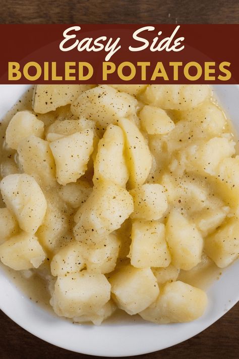 Old Fashion Southern Stewed Potatoes are one of those dishes that is so easy yet so good. It only has 4 ingredients, and you can taste every single one of them. You get potato, butter, salt and pepper in every bite. Boiled Potatoes Recipe, Potato Recipes Crockpot, Potato Side Dishes Easy, Simple Dishes, Butter Potatoes, Creamed Potatoes, Stewed Potatoes, Potato Side Dishes, Boiled Potatoes