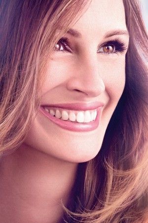 Julia Roberts La Vie Est Belle Perfume, Lancome Perfume, Clinique Happy, Fragrance Ad, Perfume Ad, Beauty Ad, Perfume Brands, Julia Roberts, New Fragrances