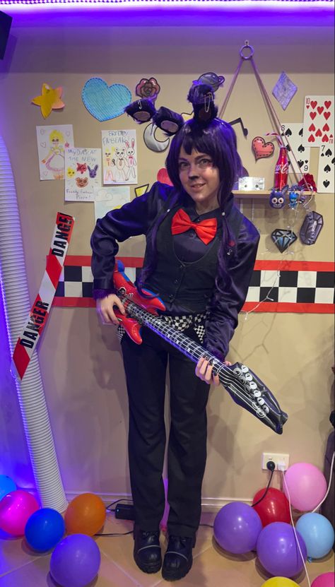 Bonnie Halloween Costume Fnaf, Five Nights At Freddy's Halloween Costume, Fnaf Bonnie Outfit, Bonnie Fnaf Outfit Ideas, Fnaf Closet Cosplay, Bonnie Fnaf Costume, Bonnie Halloween Costume, Fnaf Cosplay Bonnie, Fnaf Movie Outfit Ideas