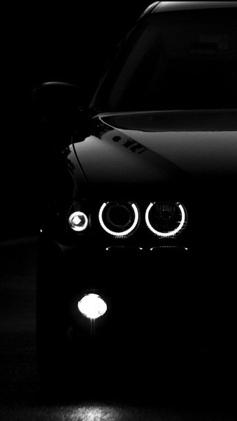 BMW angel lights Bmw Angel Eyes, Black Car Wallpaper, Dream Cars Lamborghini, Xe Ducati, Serie Bmw, Dream Cars Bmw, Bmw Wallpapers, Car Backgrounds, Pimped Out Cars