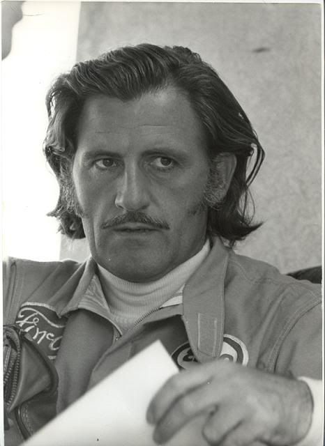 Graham Hill, F1 Pictures, Man Magazine, Gilles Villeneuve, Car Racer, Formula Uno, Racing Drivers, Formula 1 Car, F1 Racing