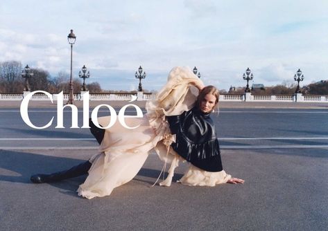 Chloé's Fall 2024 Campaign is a Parisian Fantasy Chloe Campaign, Chloe Fashion, Campaign Fashion, Outdoor Shoot, Hair Color Auburn, Blonde Hair Inspiration, Fall 24, Paris Woman, Auburn Hair