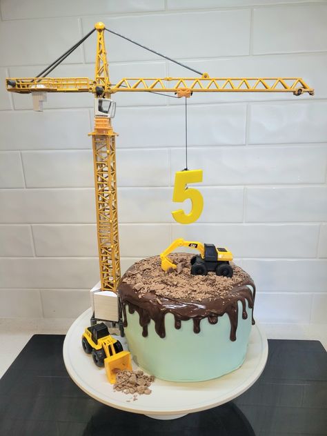 Crane Birthday Cake, Crane Cake, Building Cake, Construction Cake, Truck Cake, Truck Cakes, Twin Birthday, Construction Party, Boy Birthday Cake