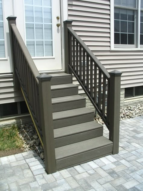 Trex Steps, Trex Stairs, Decking Steps, Lakehouse Remodel, Exterior Steps, Front Porch Design Ideas, Garage Stairs, Trex Decking, Deck Railing Ideas