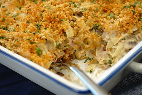 Best Tuna Noodle Casserole 9x13 Recipes, School Cafeteria Food, Tuna Noodle, Tuna Noodle Casserole, Tuna Casserole, Noodle Casserole, School Cafeteria, Lunch Room, Spring Vegetables