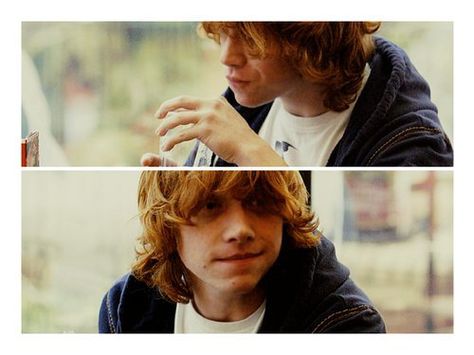 Rupert Grint Rupert Grint Long Hair, Dating Ron Weasley, Harry Potter And Ron Weasley, Meat Girl, Harry Potter And Ron, Ron Weasley Aesthetic, Rupert Grint Ron Weasley, Glume Harry Potter, Harry Potter Ron Weasley