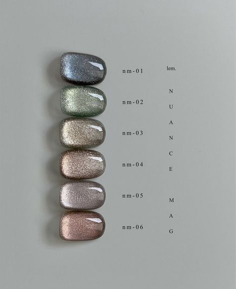 Grey Cat Eye Nails, 9d Cat Eye Nails, Nail Colors For Pale Skin, Cat Eye Nails Polish, Aurora Nails, Eye Nail Art, Velvet Nails, Eye Nails, Subtle Nails